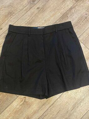 Women’s Dress Shorts, Old Navy Extra High Rise Black Shorts, Size M